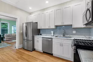 9103 Shelley Ave, Overland, MO 63114 - Photo 7
