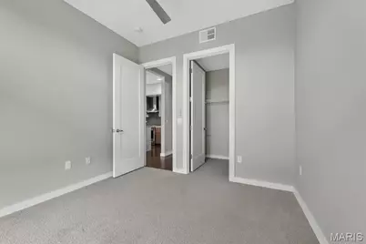 4101 Laclede Avenue #407, Saint Louis, MO 63108 - Photo 21