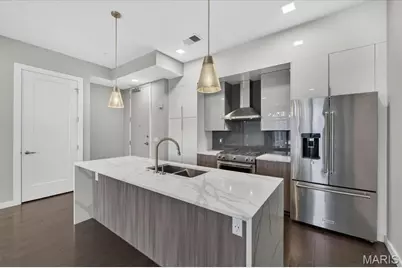 4101 Laclede Avenue #407, Saint Louis, MO 63108 - Photo 11
