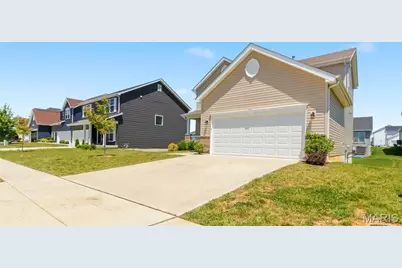 219 Burrograss Drive, Wentzville, MO 63385 - Photo 5