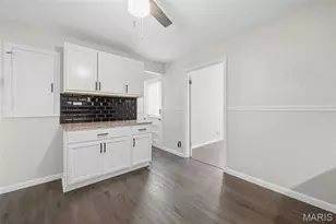 155 St Maurice Ln, Florissant, MO 63031 - Photo 9