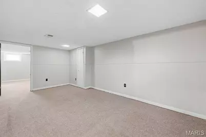 155 Saint Maurice Lane, Florissant, MO 63031 - Photo 21