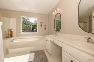 2284 Crimson View Dr, Ellisville, MO 63011 - Photo 19