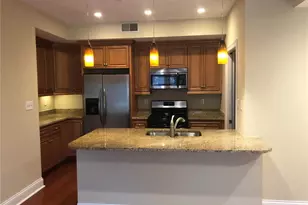 910 N McKnight Rd, University City, MO 63132 - Photo 21