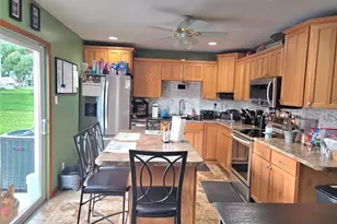 514 W Lafayette St, Palmyra, MO 63461 - Photo 3
