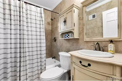 807 Blossom Lane, Saint Louis, MO 63119 - Photo 15