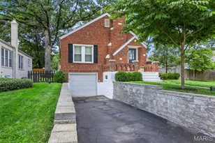 109 Handlan Ct, Kirkwood, MO 63122 - Photo 3