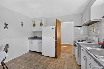 9108 Jonmar Court, Affton, MO 63123 - Photo 15