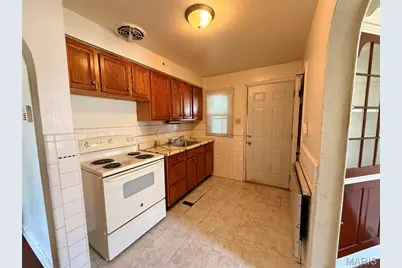 8143 Airport Road, Saint Louis, MO 63134 - Photo 11