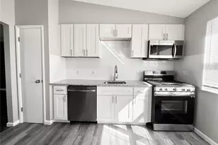 4235 Tholozan Ave, Saint Louis, MO 63116 - Photo 3