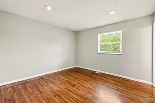 2535 Black Pine Ct, Florissant, MO 63031 - Photo 7