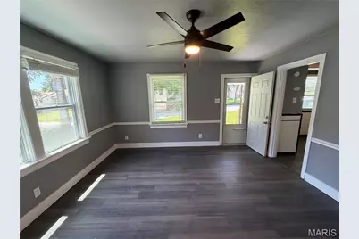 7121 Lamont Drive, Flordell Hills, MO 63136 - Photo 9