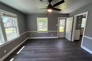 7121 Lamont Dr, Flordell Hills, MO 63136 - Photo 9