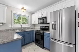 7042 Yellow Jacket Pl, Saint Louis, MO 63129 - Photo 11