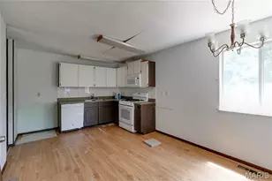 4028 San Fernando Ln, Unincorporated, MO 63304 - Photo 7