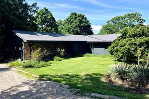 803 Kelly Ln, Winfield, MO 63389 - Photo 1
