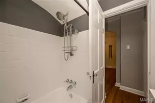 8719 White Ave, Brentwood, MO 63144 - Photo 21