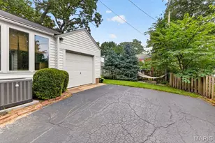 1646 Dearborn Dr, Warson Woods, MO 63122 - Photo 23