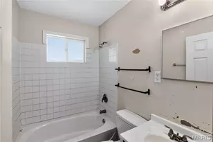 10324 Durness Dr, Saint Louis, MO 63137 - Photo 13