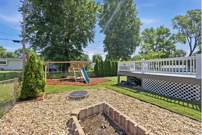 1045 Florland Drive, Florissant, MO 63031 - Photo 31