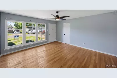 1045 Florland Drive, Florissant, MO 63031 - Photo 15