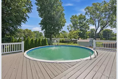 1045 Florland Drive, Florissant, MO 63031 - Photo 29