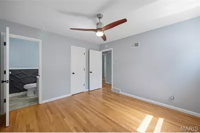 1045 Florland Drive, Florissant, MO 63031 - Photo 11