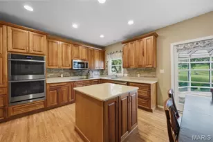 739 Bent Brook Rd, Saint Louis, MO 63122 - Photo 9