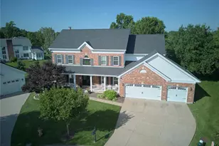 2227 Rebecca Lynn Ct, Chesterfield, MO 63017 - Photo 3
