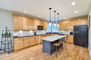 2227 Rebecca Lynn Ct, Chesterfield, MO 63017 - Photo 19