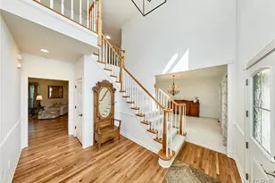 2227 Rebecca Lynn Ct, Chesterfield, MO 63017 - Photo 11