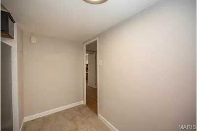 1 Delcrest Court #203, University City, MO 63124 - Photo 19