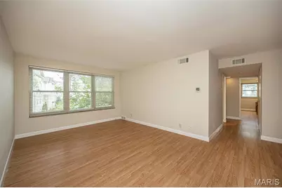 1 Delcrest Court #203, University City, MO 63124 - Photo 7