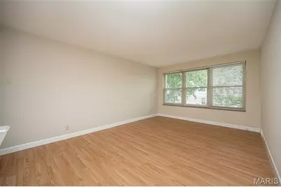 1 Delcrest Court #203, University City, MO 63124 - Photo 9