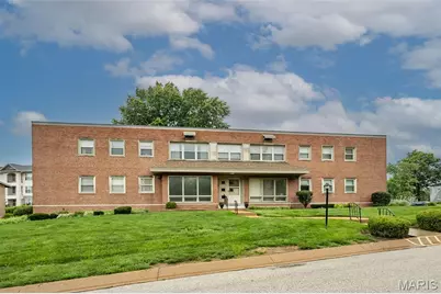 1 Delcrest Court #203, University City, MO 63124 - Photo 3