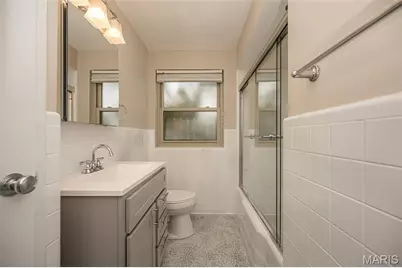 1 Delcrest Court #203, University City, MO 63124 - Photo 27