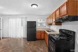 10320 Varnum Dr, Saint Louis, MO 63136 - Photo 7