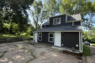 10643 Thorpe Ave, Saint Louis, MO 63114 - Photo 25