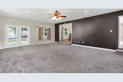 221 Katherine Lane, Saint Clair, MO 63077 - Photo 9