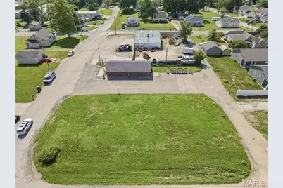 160 W 3rd Street, Moscow Mills, MO 63362 - Photo 5