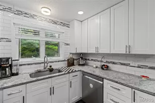 13215 Copper Kettle Ct, Saint Louis, MO 63146 - Photo 25
