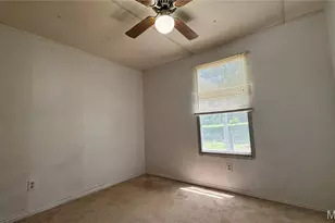 26175 N Carol St, Warrenton, MO 63383 - Photo 11