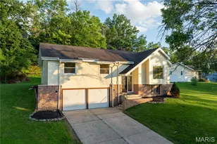 6938 Jamestown Way Dr, Florissant, MO 63033 - Photo 1