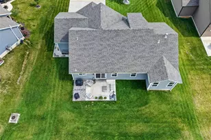 412 Abilene Ct, Moscow Mills, MO 63362 - Photo 3
