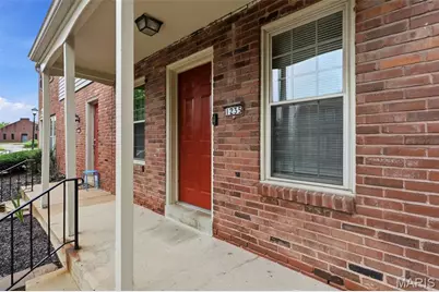 1235 Clarkson Court #1235, Ellisville, MO 63011 - Photo 3
