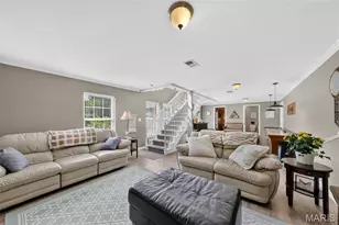 224 Bennington Dr, Troy, MO 63379 - Photo 5