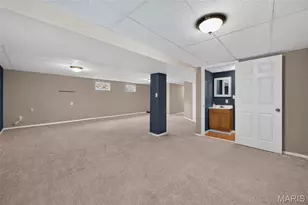 5738 Lost Brook Ct, Oakville, MO 63129 - Photo 39