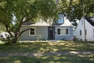 17 Godfrey Ln, Ferguson, MO 63135 - Photo 1