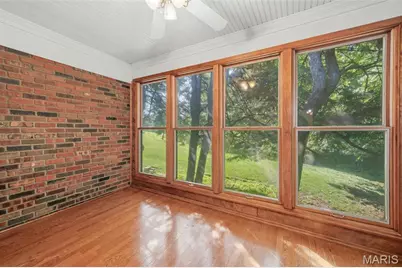 10806 Forest Circle Drive, Saint Louis, MO 63128 - Photo 9