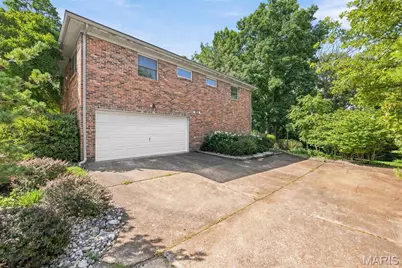 10806 Forest Circle Drive, Saint Louis, MO 63128 - Photo 47